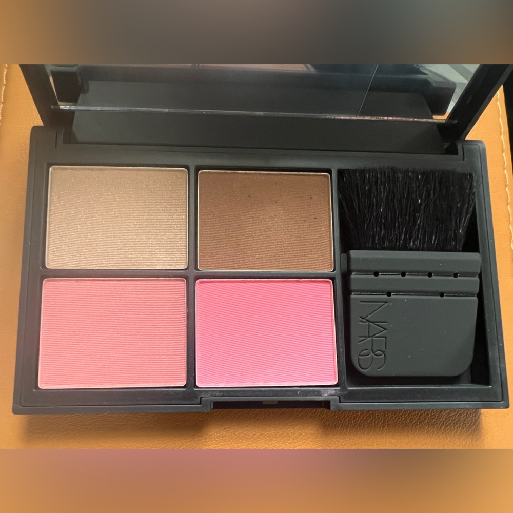 NARS cheek pallet/Blame it on nars/NEW